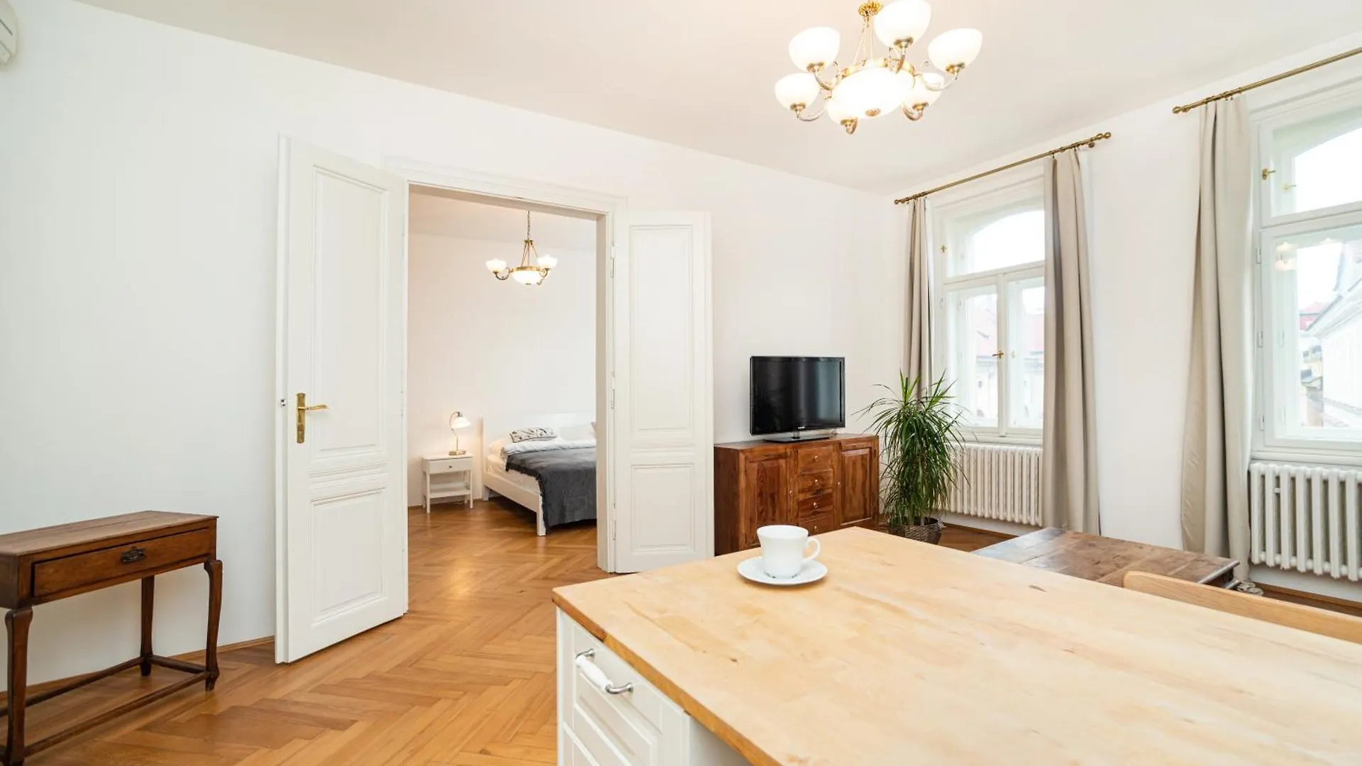 Quiet Apartment In The Old Town 布拉格
