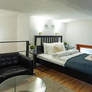 Cosy Corner - Entire Near Oktogon Apartment Budapest