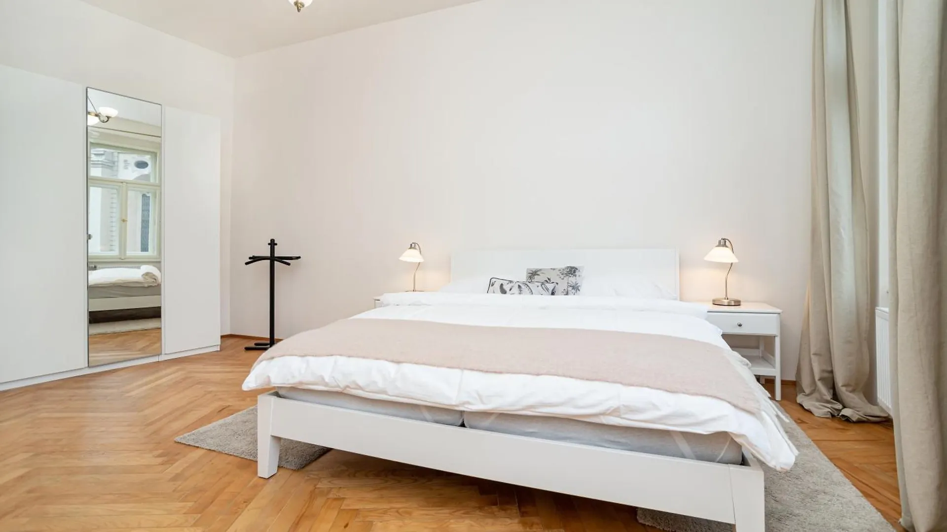 Quiet Apartment In The Old Town 布拉格
